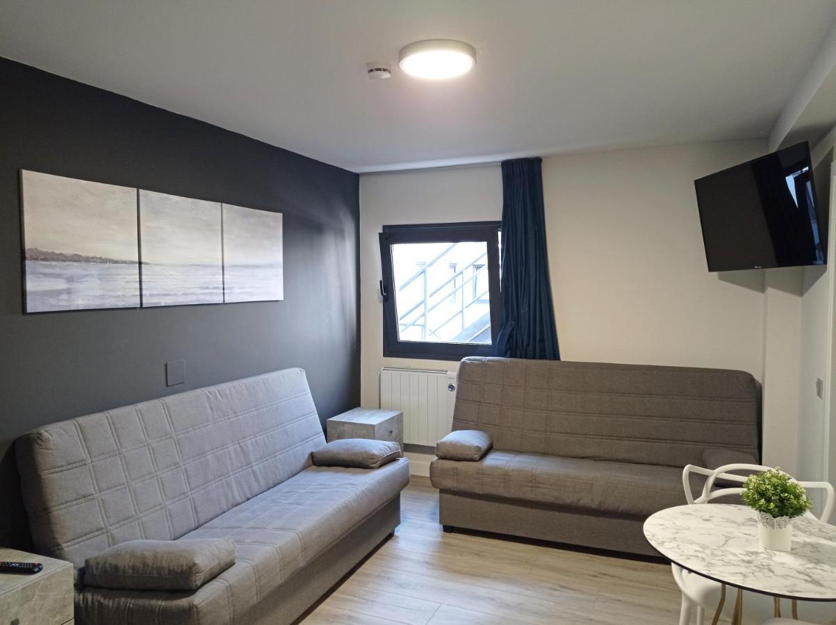 Apartamentos Hi Apartaments Santander 3000 Maliaño Dış mekan fotoğraf